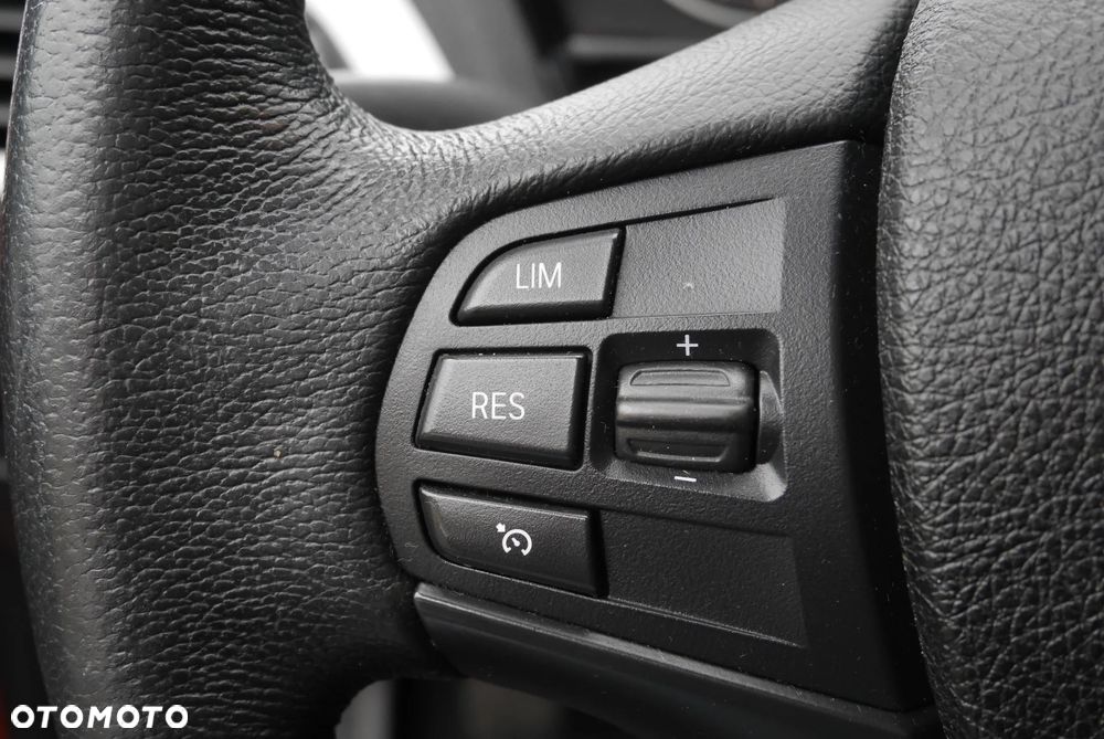 BMW Seria 1 116i Sport Line - 21