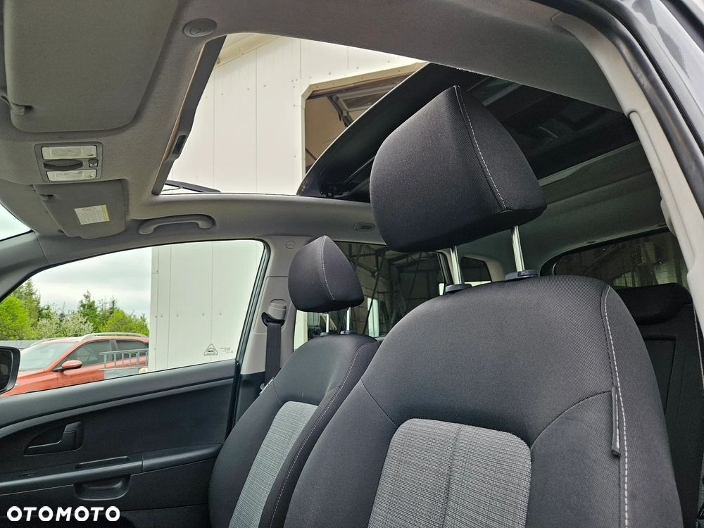 Kia Venga 1.6 CVVT ISG Spirit - 19
