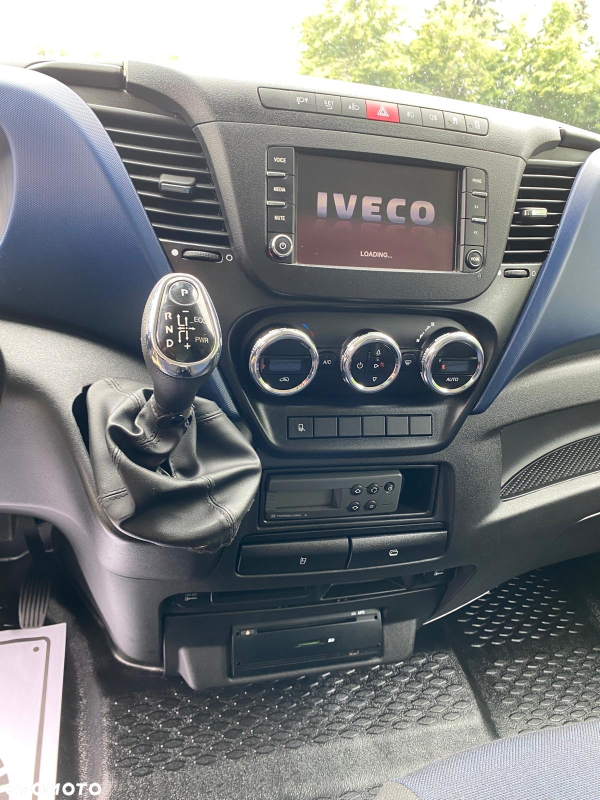 Iveco DAILY 36-160 HI-MATIC CHŁODNIA THERMO KING V300 WINDA ZEPRO - 34