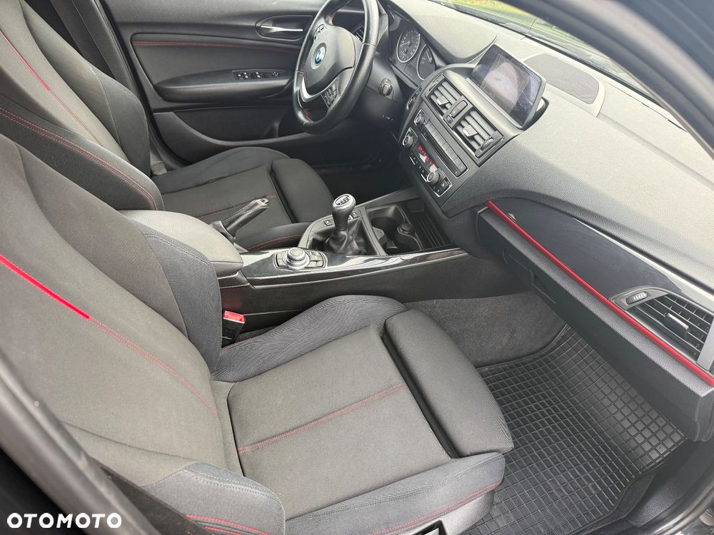 BMW Seria 1 120d Sport Line - 8