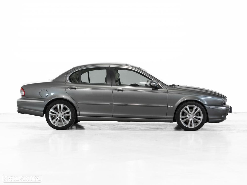 Jaguar X-Type - 2