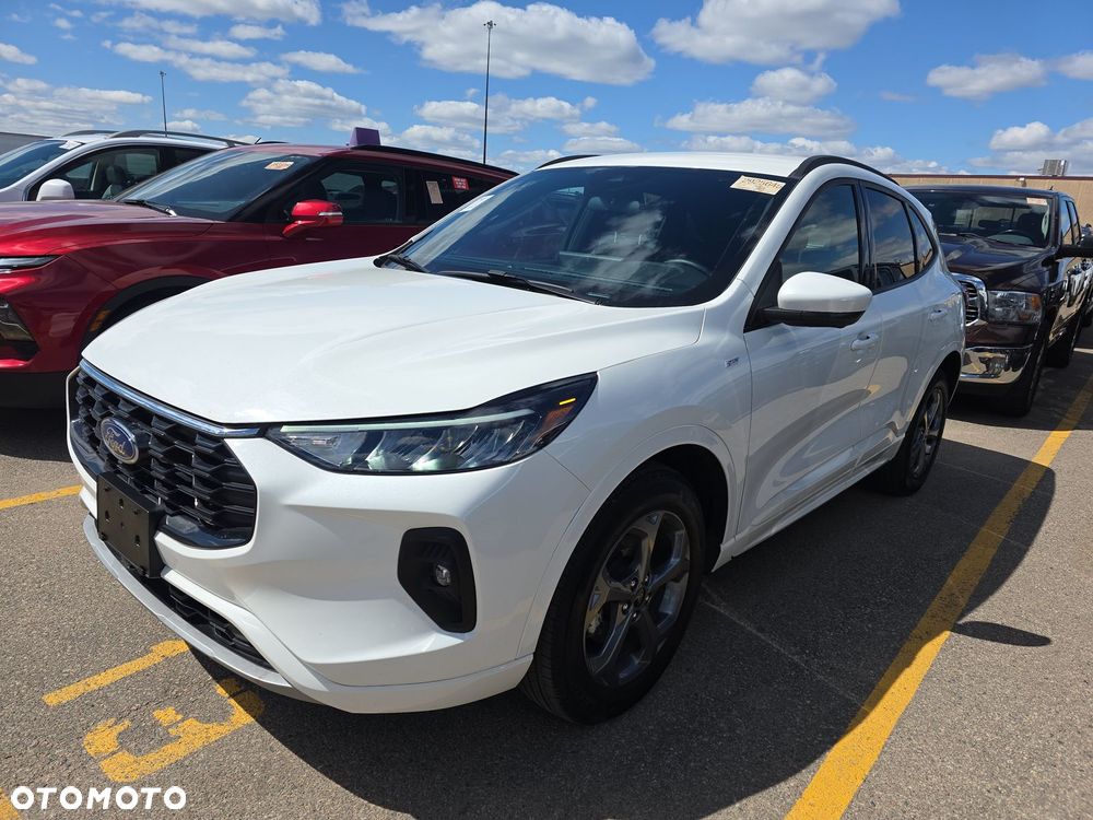 Ford Kuga 2.5 FHEV AWD ST-Line - 3