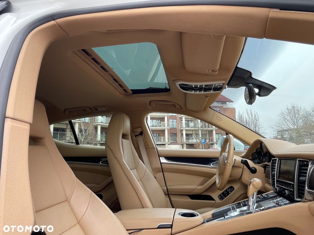 Porsche Panamera Diesel - 24