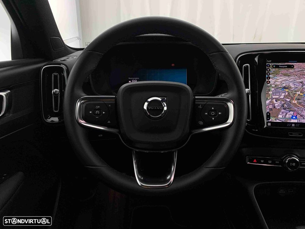 Volvo XC 40 Recharge Core - 11