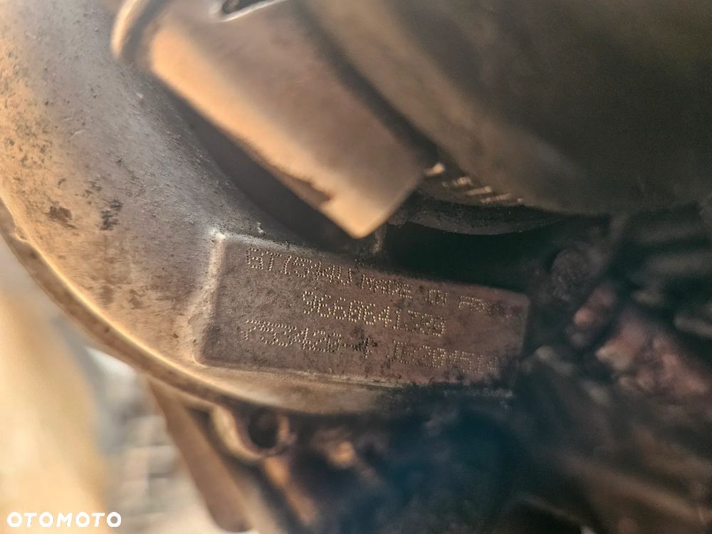 Silnik 9HZ 1.6 HDI 109KM Peugeot Citroen Ford DV6TED4 - 4