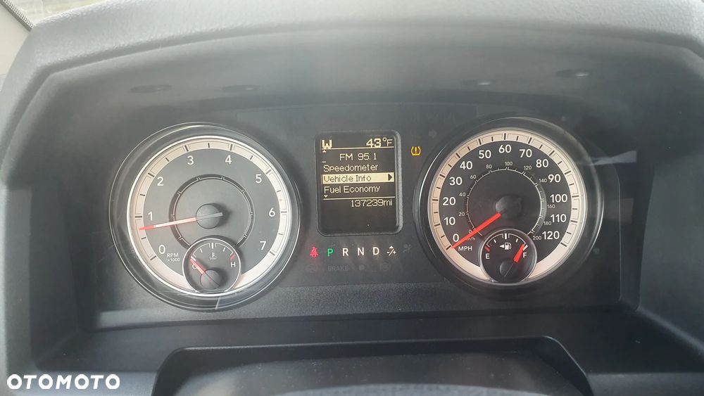 Dodge RAM - 22