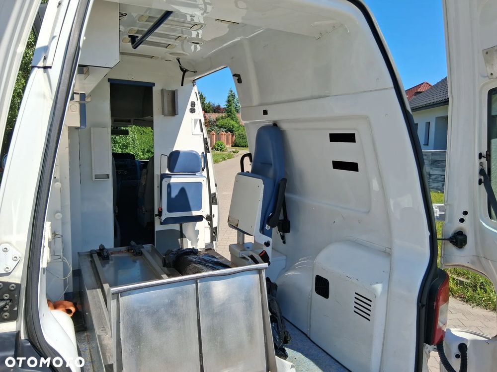 Volkswagen Transporter - 15