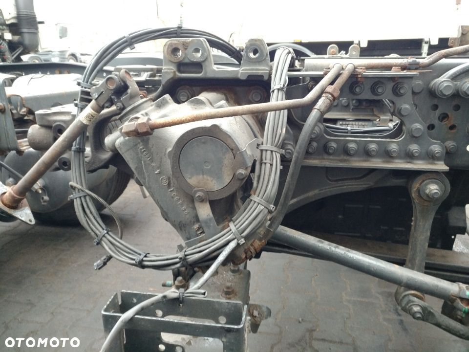 Strefa zgniotu wzmocnienie belka przód Actros MP4 - 4