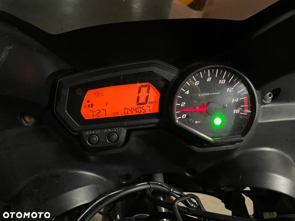 Yamaha FZ6 - 2