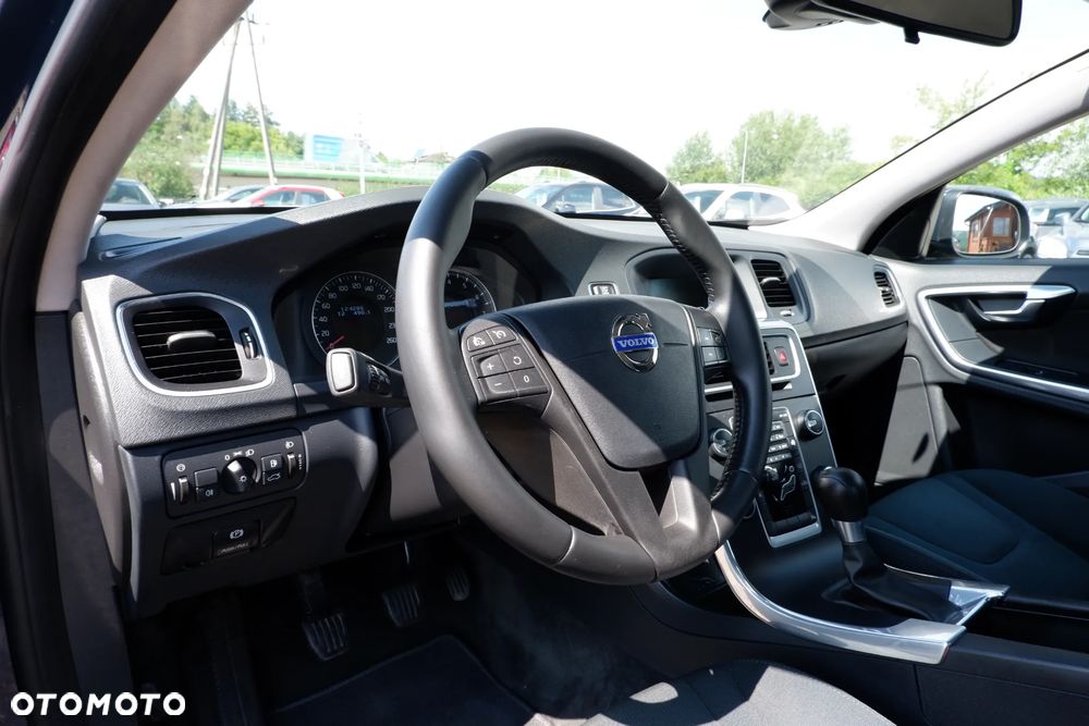 Volvo S60 2.0T Kinetic - 23