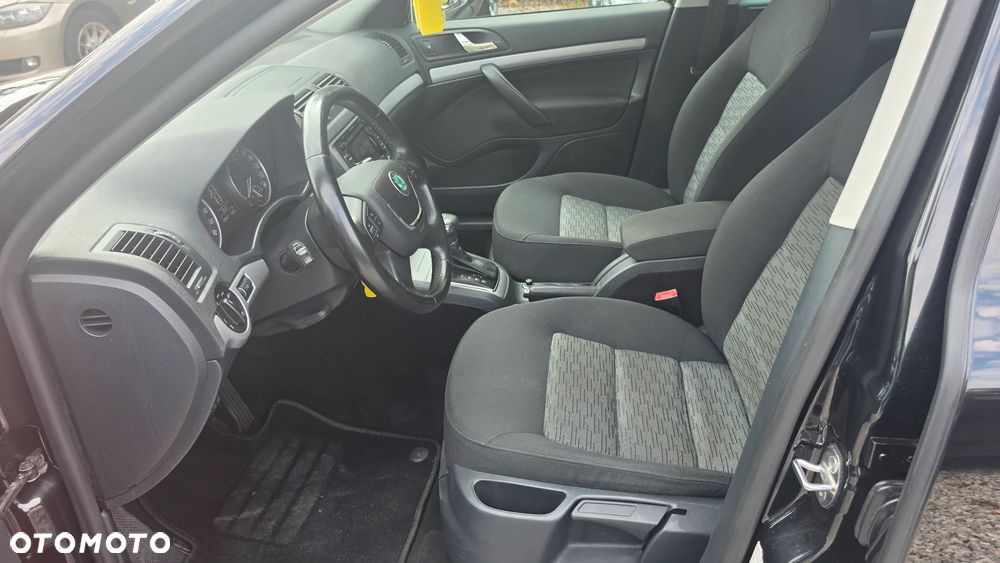 Skoda Octavia 1.6 TDI DPF DSG Ambition - 15