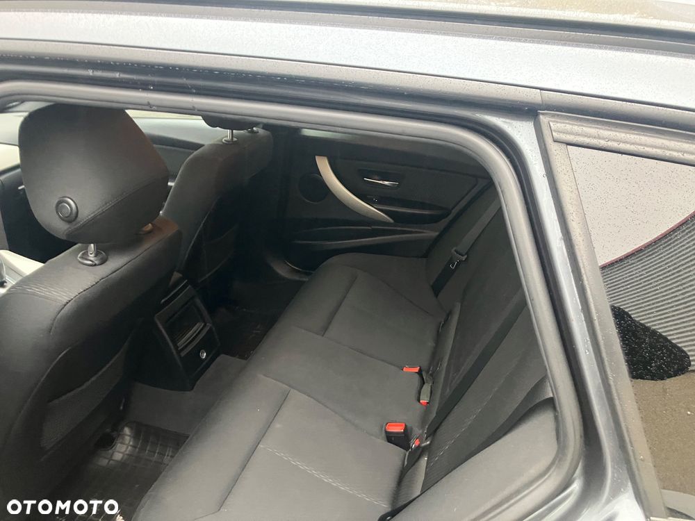 BMW Seria 3 316d Touring - 7