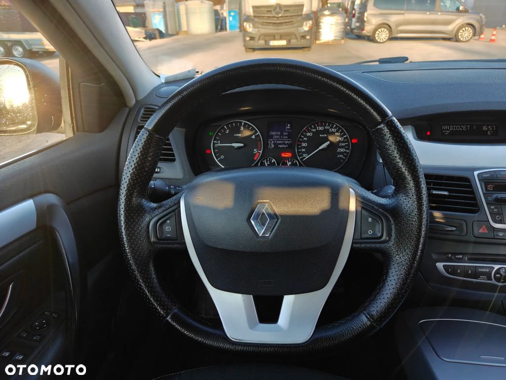 Renault Laguna 2.0 DCi FAP Expression - 7