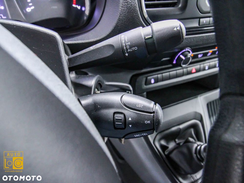 Toyota PROACE BRYGADÓWKA + 6 OSÓB - 24