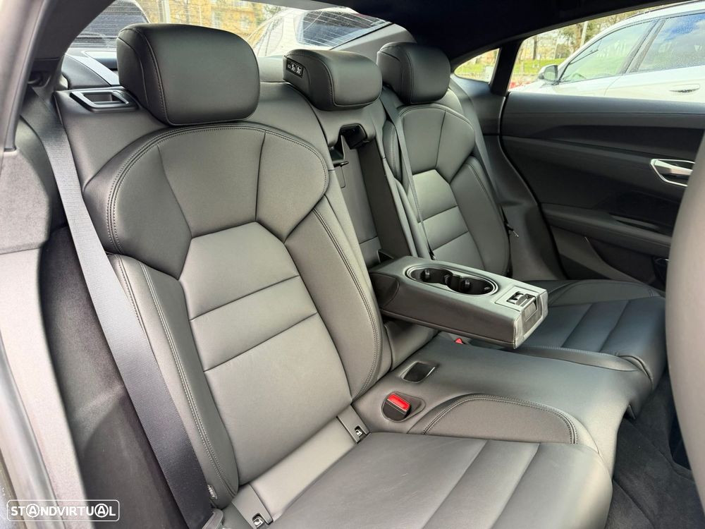 Audi e-tron GT quattro - 30