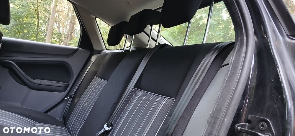 Ford Focus 1.6 16V Black Magic - 18