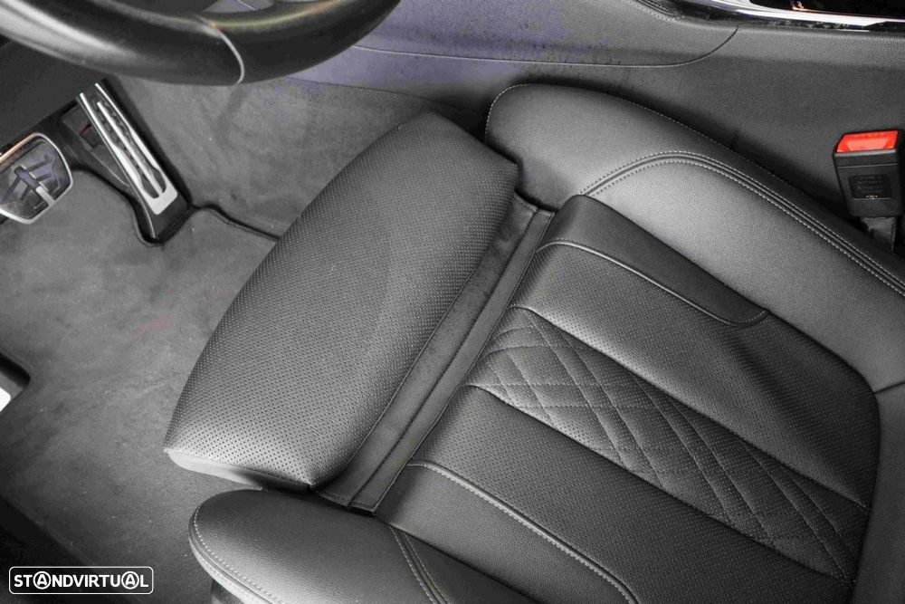 BMW 520 d Pack Desportivo M Auto - 27