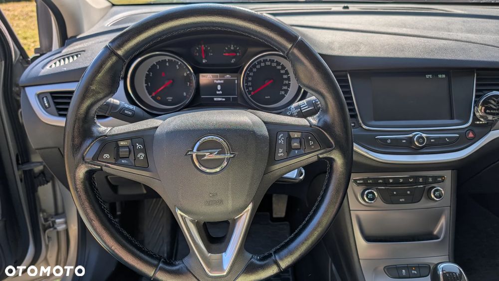 Opel Astra 1.4 T Enjoy - 14