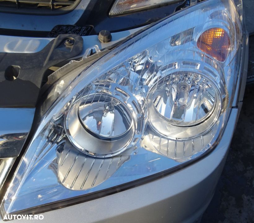 Fata completa Opel Astra H facelift din 2010 volan pe stanga - 3
