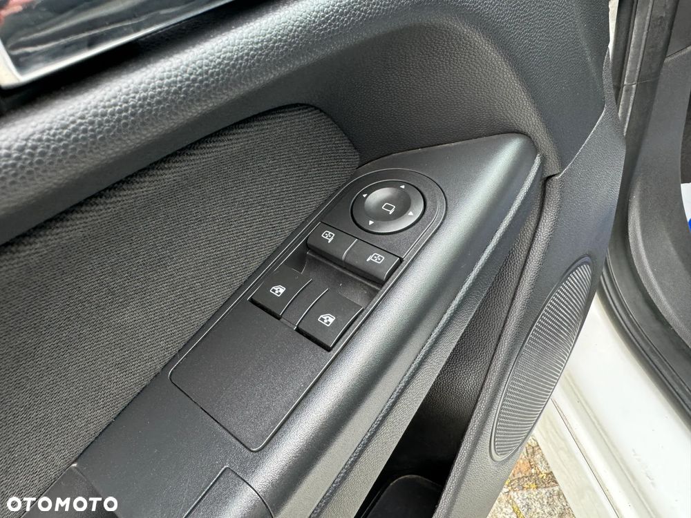 Opel Astra 1.6 Edition 111 Jahre - 21