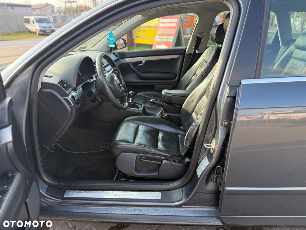 Audi A4 Avant 3.0 TDI quattro - 11
