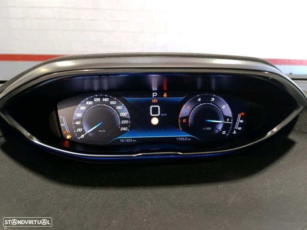 Peugeot 3008 1.5 BlueHDi Allure EAT8 - 7