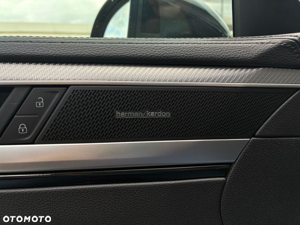 Volkswagen Arteon 2.0 TDI R-Line DSG - 29