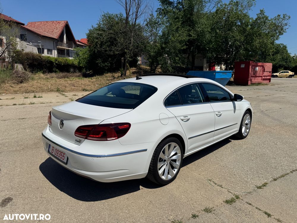 Volkswagen Passat CC - 11
