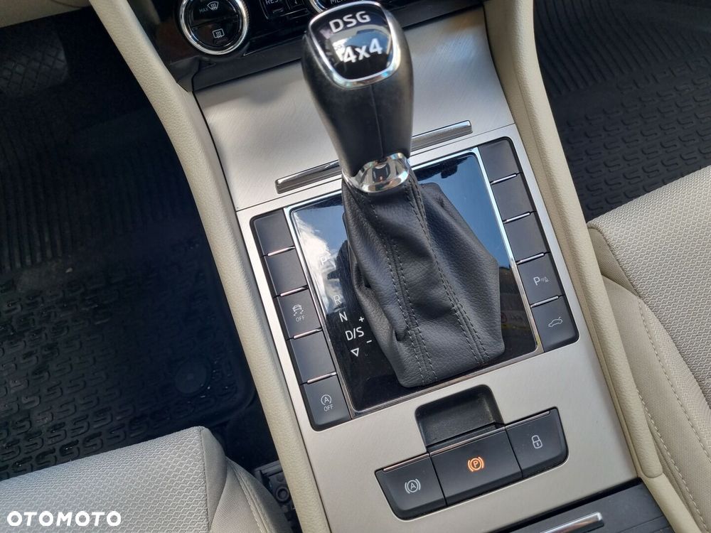 Skoda Superb 2.0 TSI 4x4 Style DSG - 21
