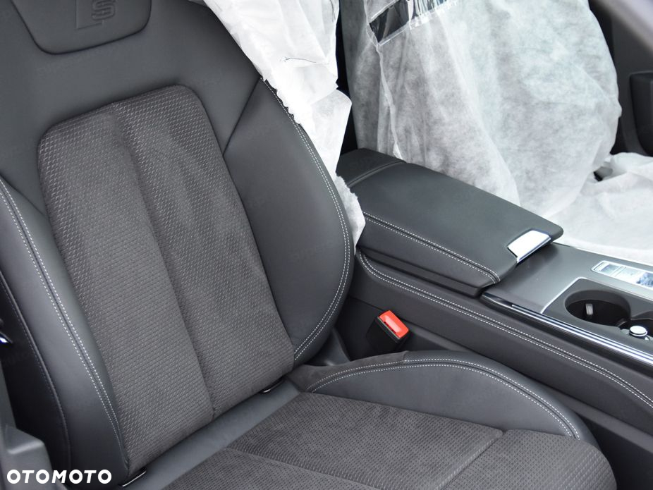 Audi A6 - 6