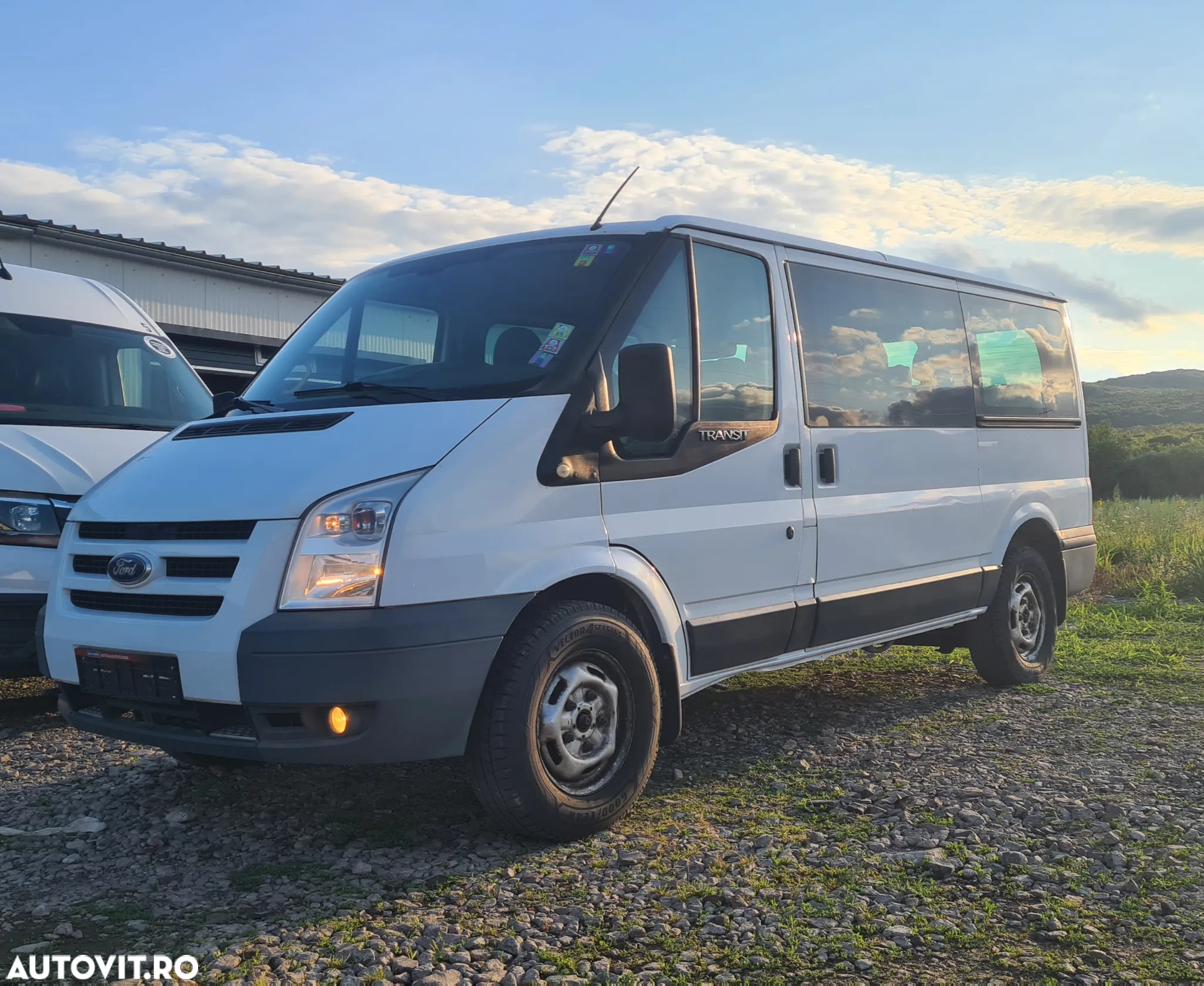 Ford Transit 300 K TDCi Pkw DPF Trend - 2