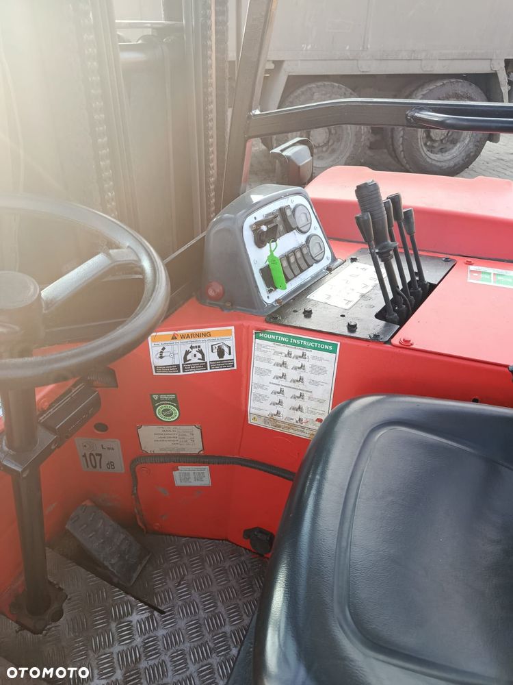 Moffett M4 20.3 - 10