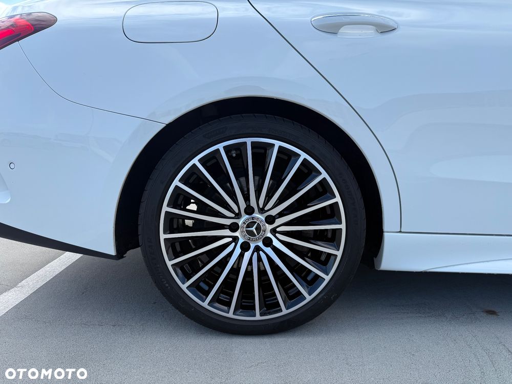 Mercedes-Benz Klasa C 220 d mHEV AMG - 14