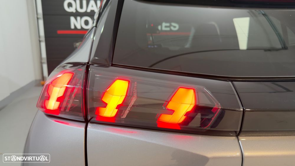 Peugeot 2008 Benzin 100 Style - 12