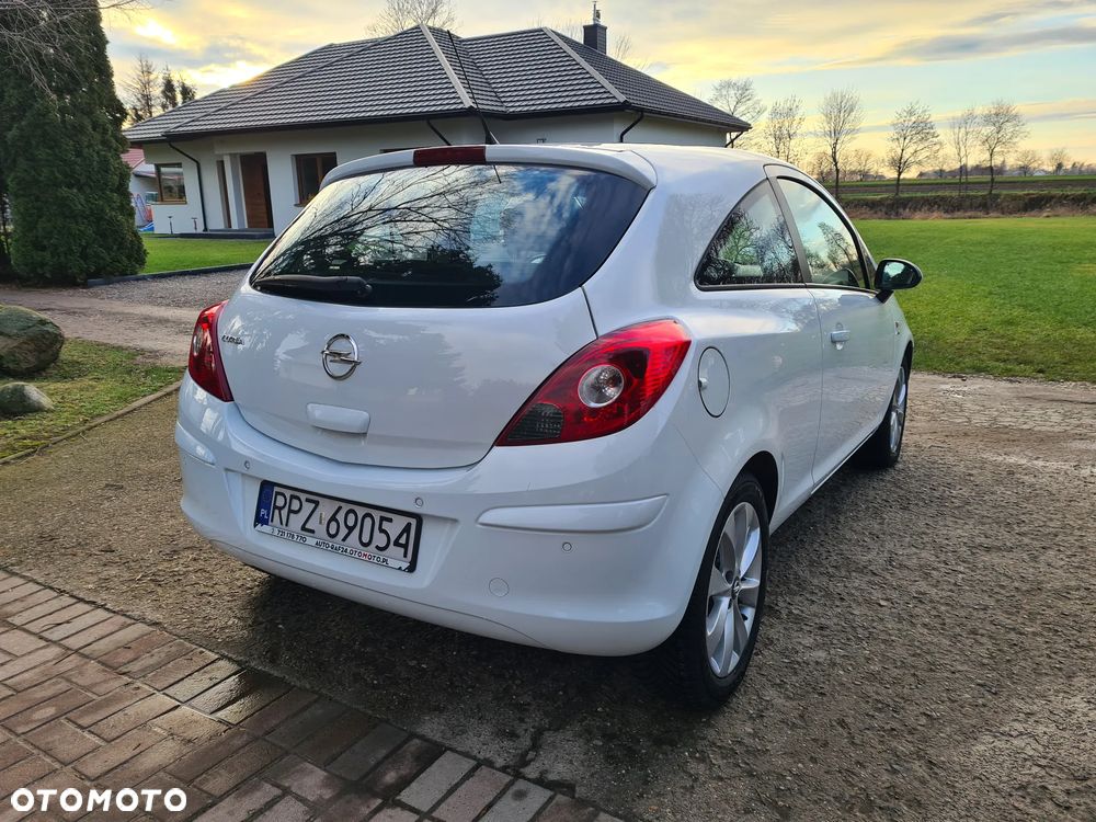 Opel Corsa 1.4 16V Edition - 7