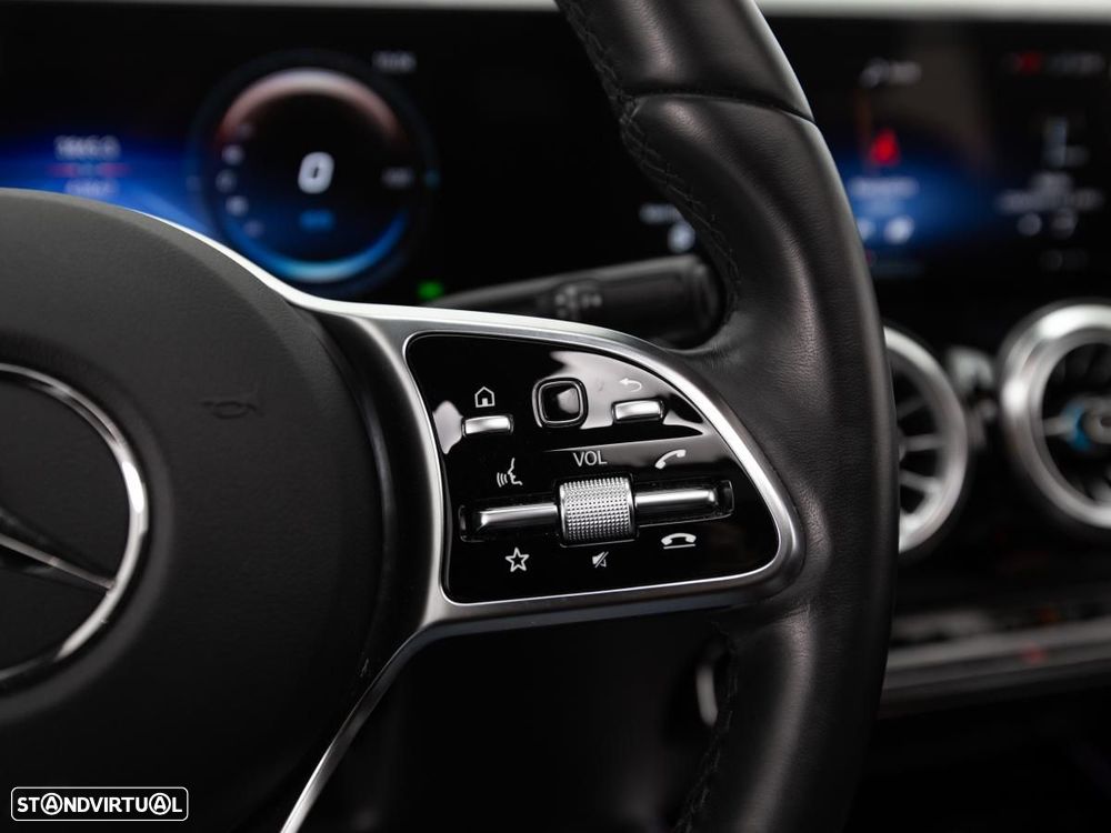 Mercedes-Benz EQB 300 4Matic - 21