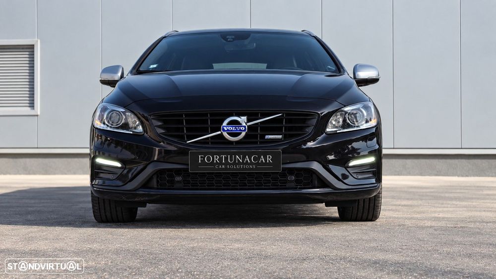 Volvo V60 2.0 D4 R-Design Summum - 3