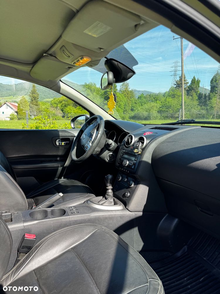 Nissan Qashqai 2.0 dCi Lounge - 5
