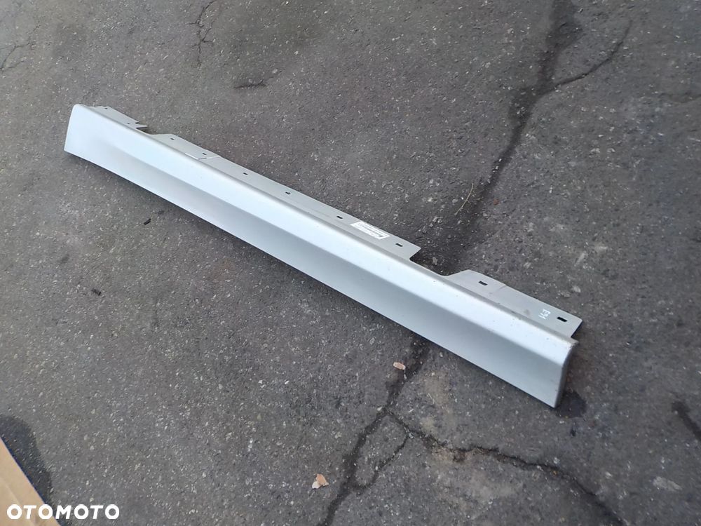 listwa progowa lewa bmw e91 2007r - 1