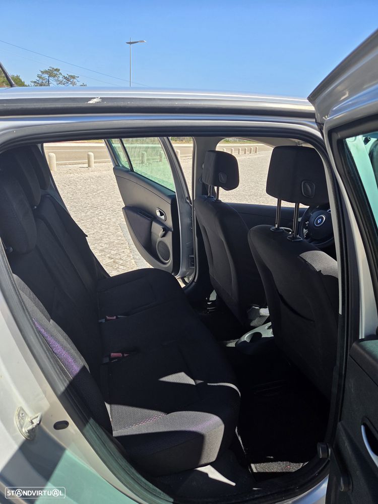 Renault Clio 1.2 TCE Dynamique S - 12