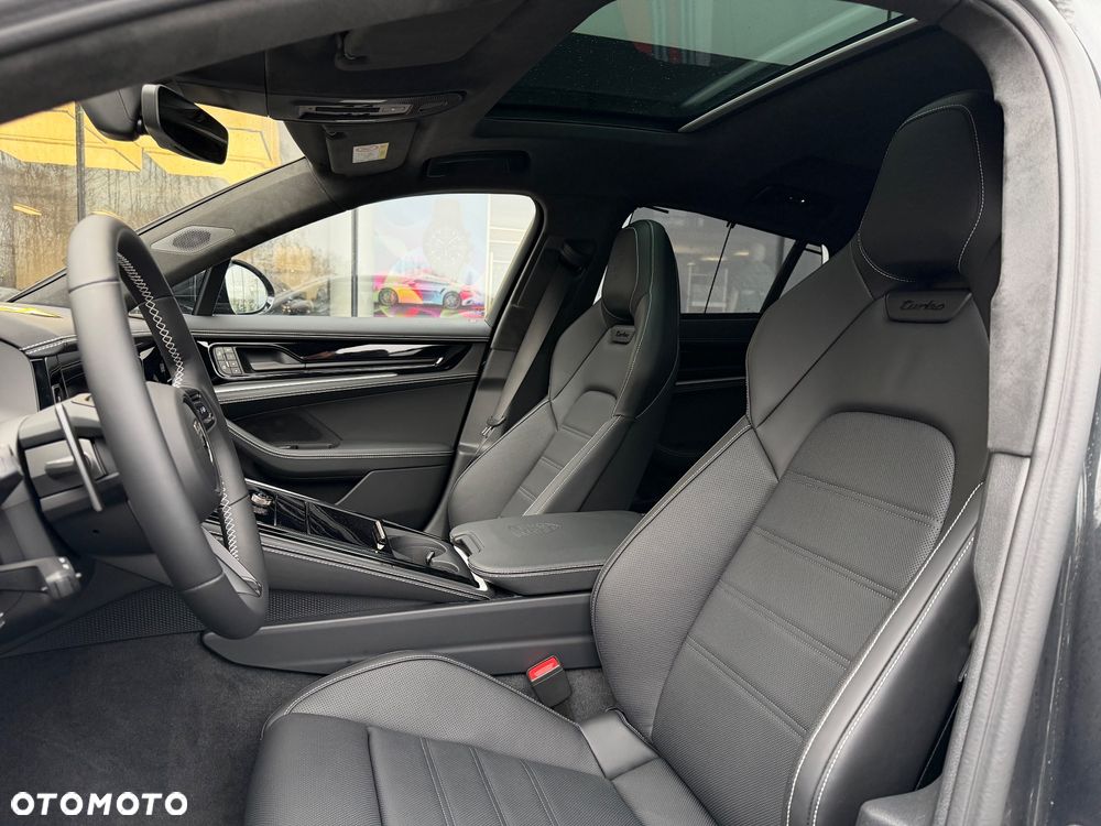 Porsche Panamera Turbo E-Hybrid - 16