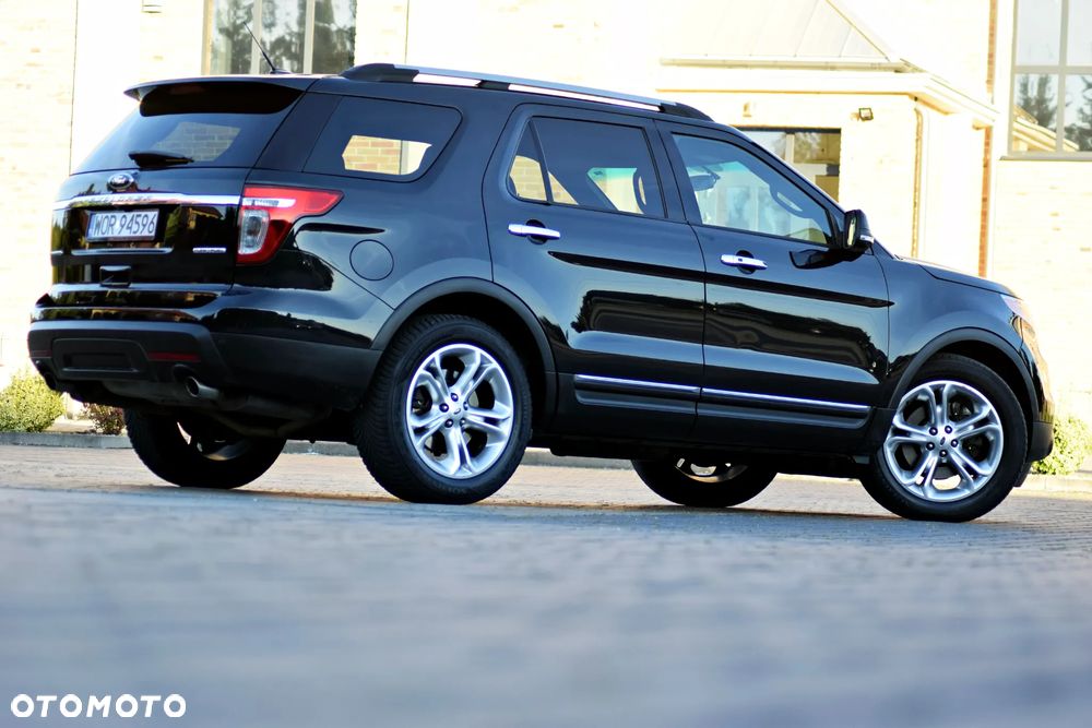 Ford Explorer - 30