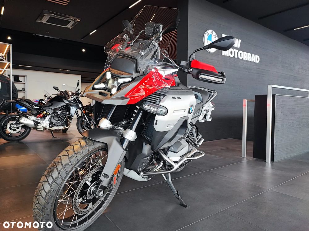 BMW R - 8