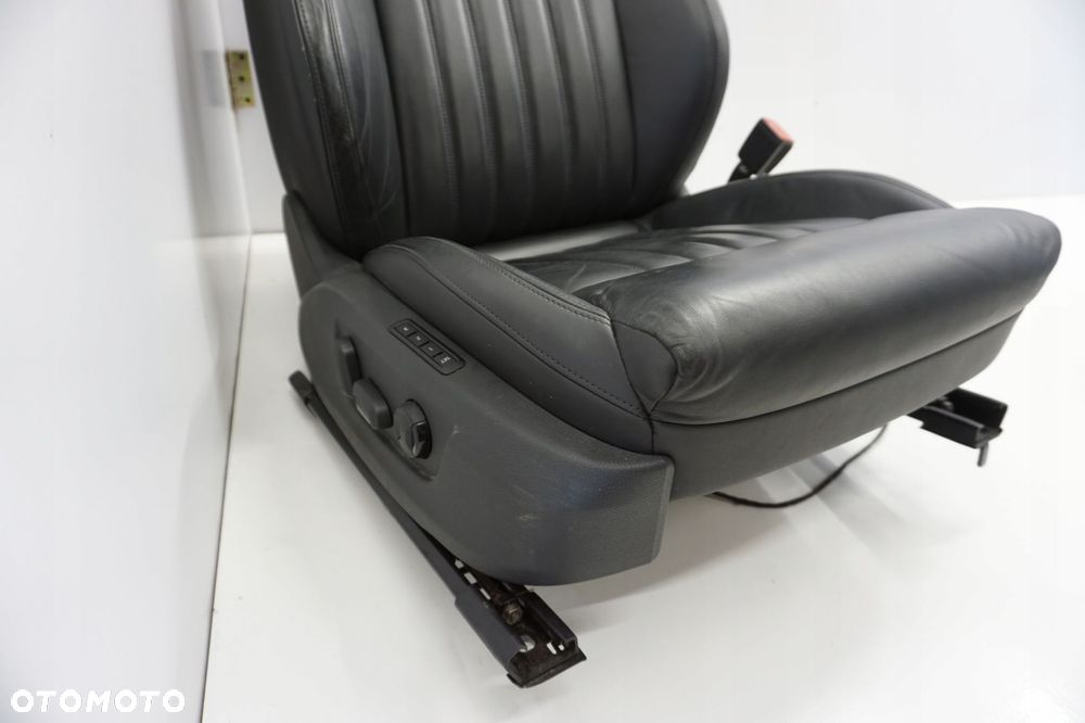 SKODA SUPERB III KOMBI FOTELE KANAPA - 13