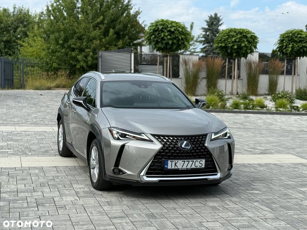 Lexus UX - 1