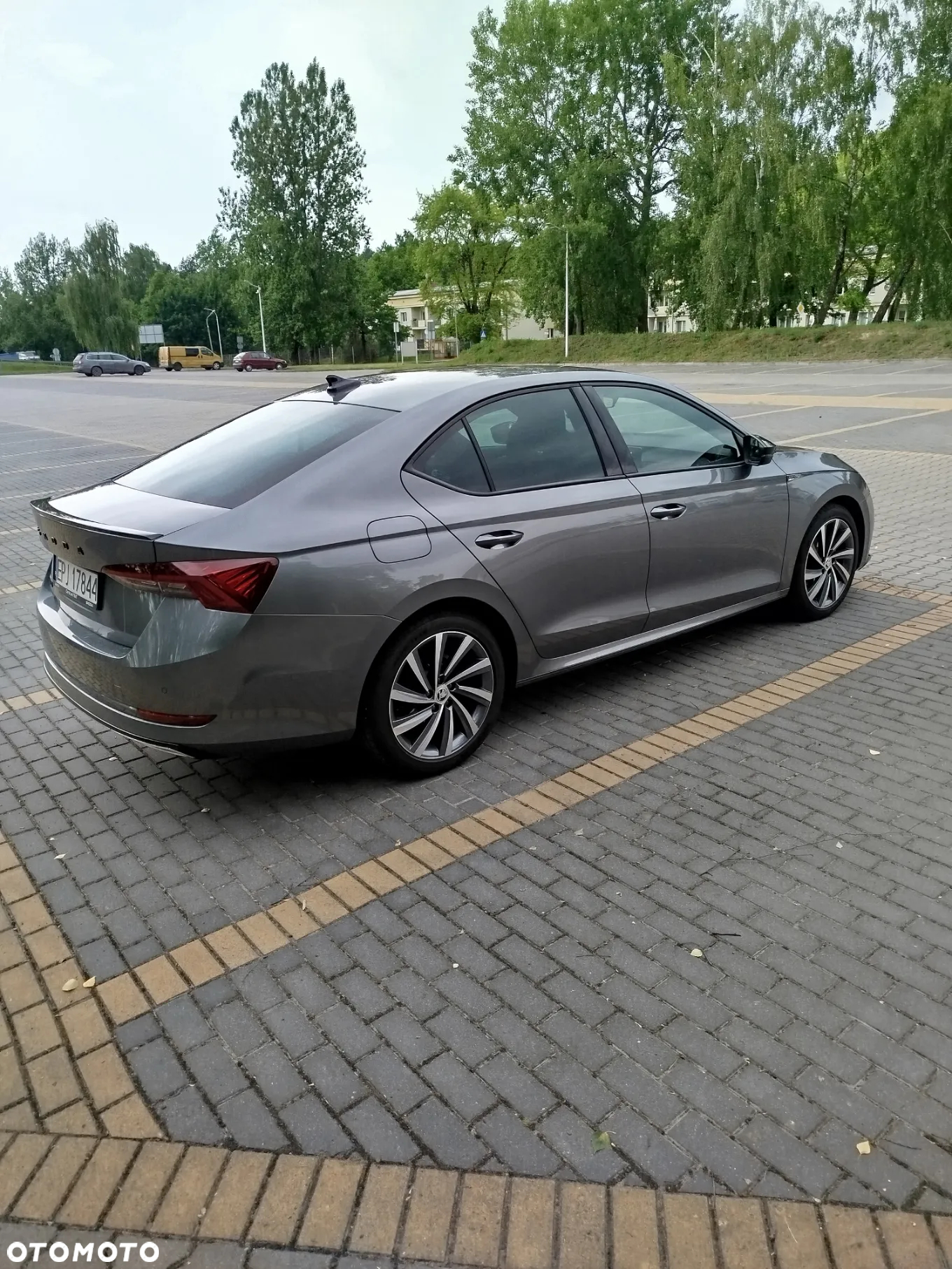 Skoda Octavia 1.5 TSI Sportline - 11