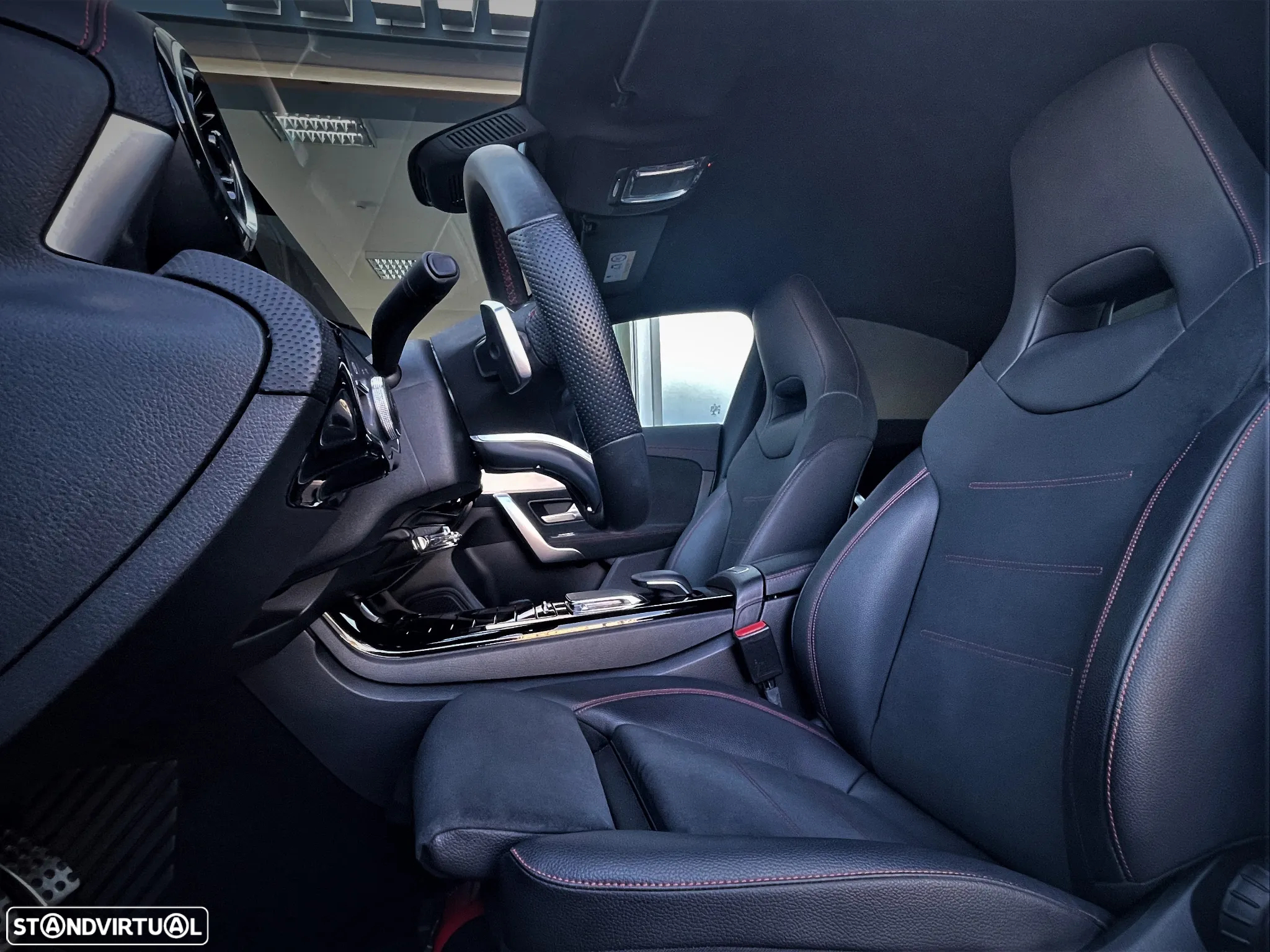 Mercedes-Benz A 180 d 7G-DCT AMG Line - 14