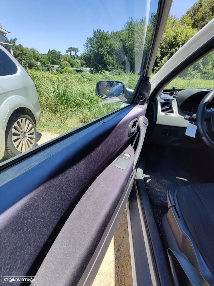 Renault Mégane - 10