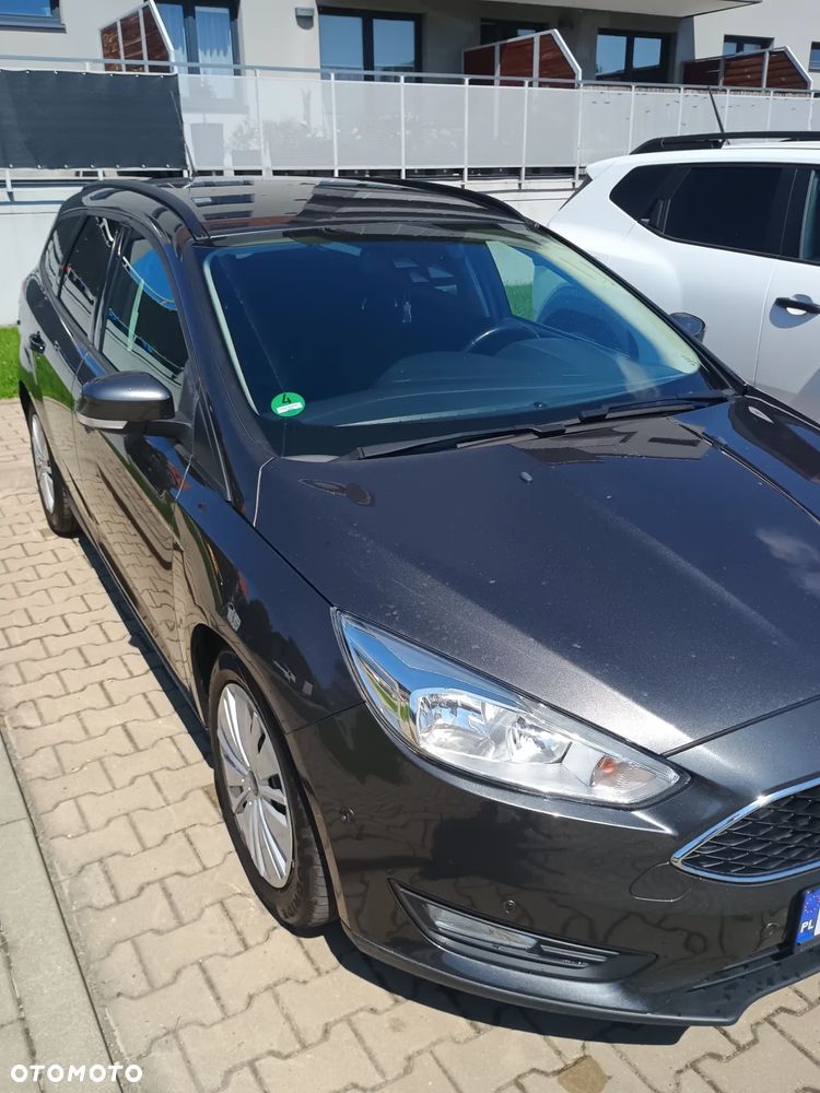 Ford Focus 1.0 EcoBoost Titanium - 3