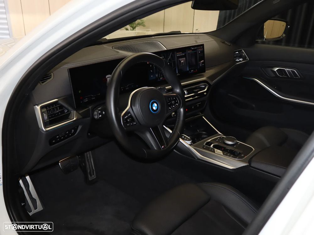 BMW 320 e xDrive Aut. M Sport - 23